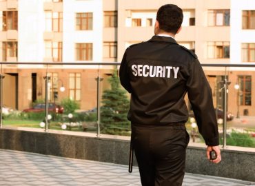 security-guards----hometriangle-blog